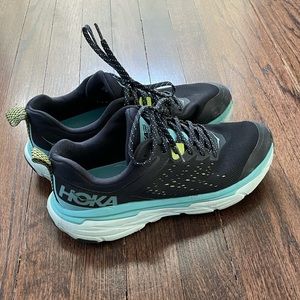 Hoka Running Shoes (Women’s 8.5)